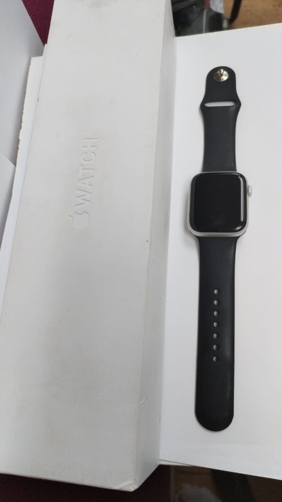 Часы Apple Watch 4   44mm