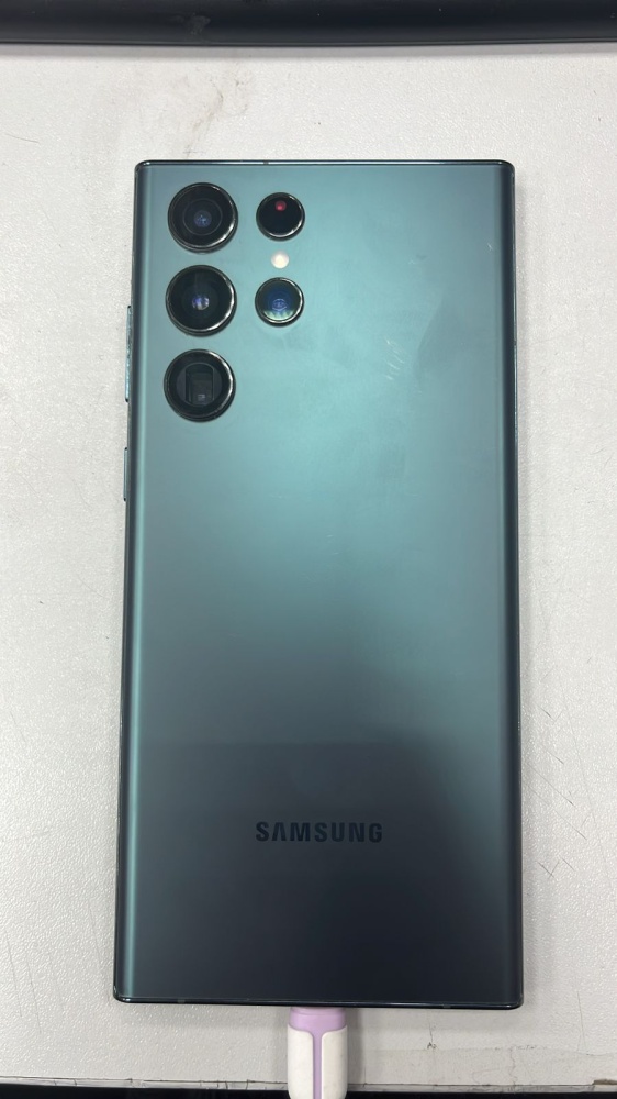 Смартфон Samsung S22 Ultra 12/256