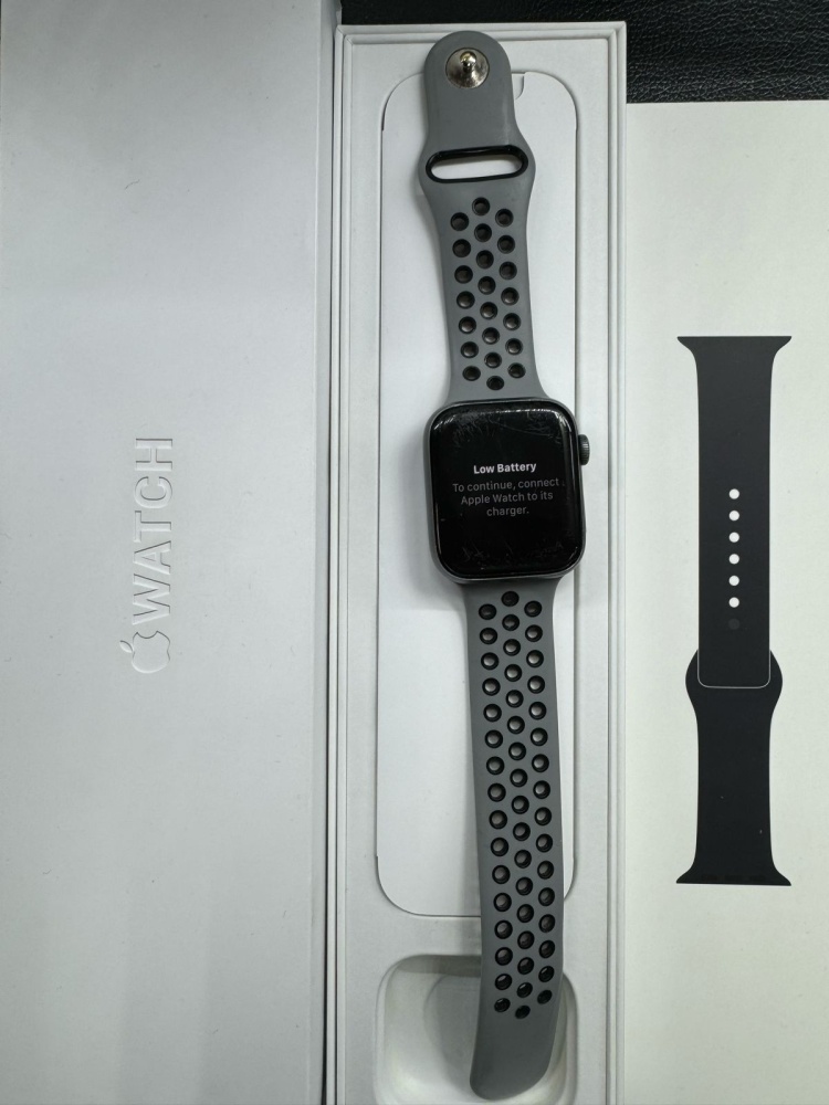 Часы Apple Watch 5 44mm