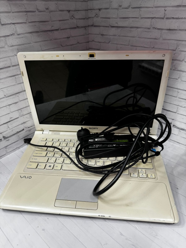 Ноутбук Sony PCG-61111V