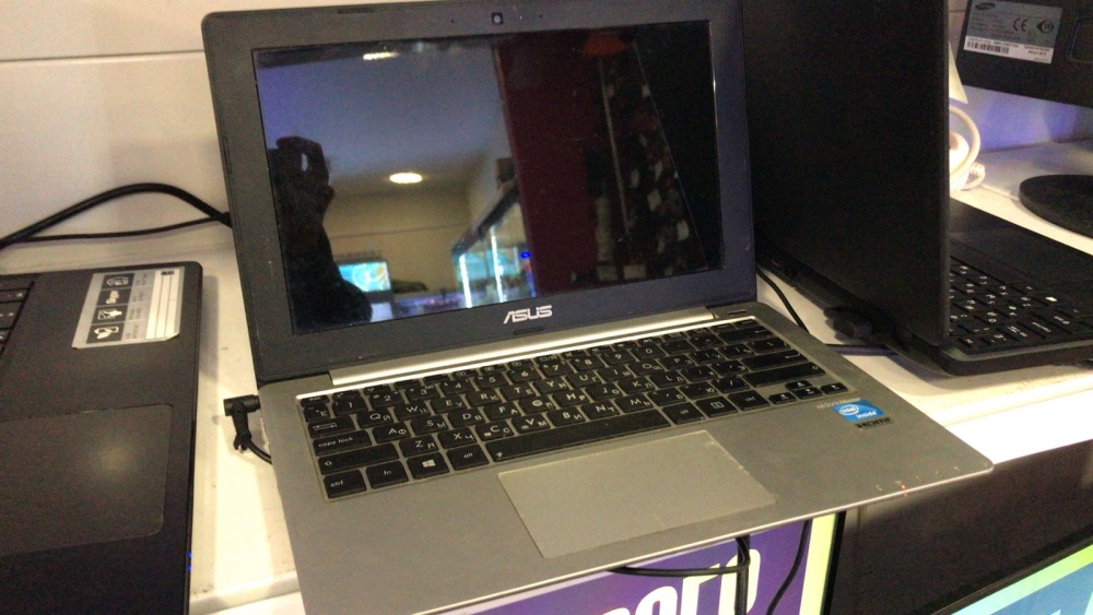 Ноутбук ASUS X201 e 500 gb