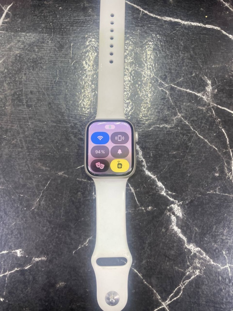 Часы Apple Watch 7 45mm