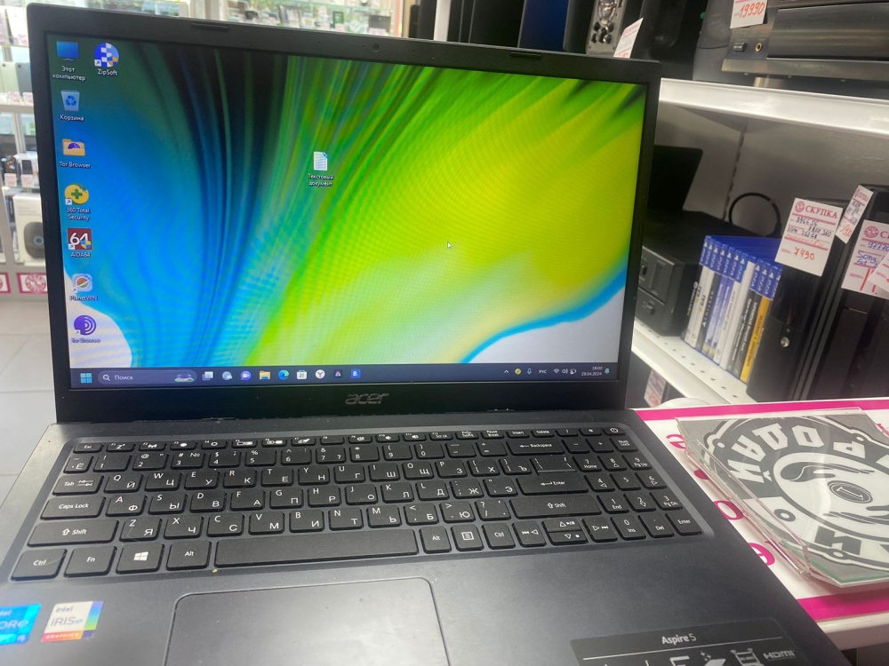Ноутбук Acer 8x2.5/8/256ssd