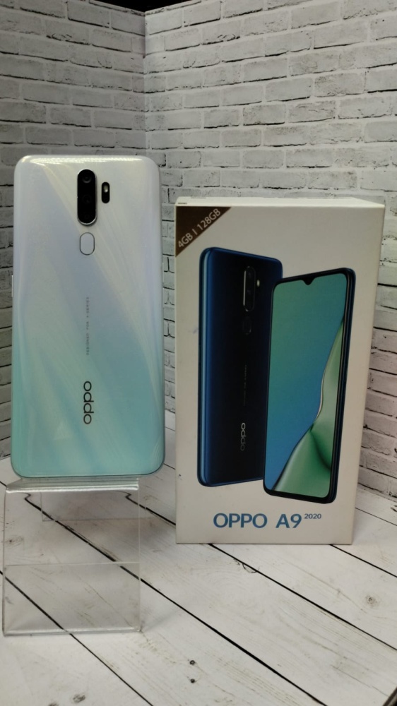 Смартфон Oppo A9 2020 4/128 Гб